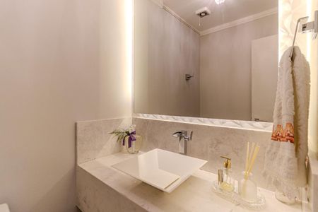 Apartamento à venda com 284m², 3 quartos e 2 vagas Apartamento à venda com 284m², 3 quartos e 2 vagasLavabo