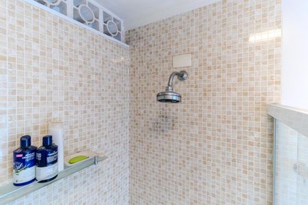 Apartamento à venda com 284m², 3 quartos e 2 vagas Apartamento à venda com 284m², 3 quartos e 2 vagasBanheiro da Suíte 3