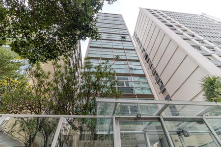 Apartamento à venda com 284m², 3 quartos e 2 vagas Apartamento à venda com 284m², 3 quartos e 2 vagasFachada