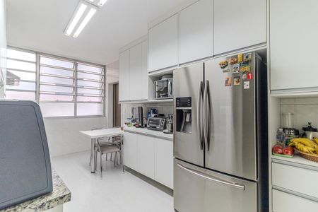 Apartamento à venda com 284m², 3 quartos e 2 vagas Apartamento à venda com 284m², 3 quartos e 2 vagasCozinha