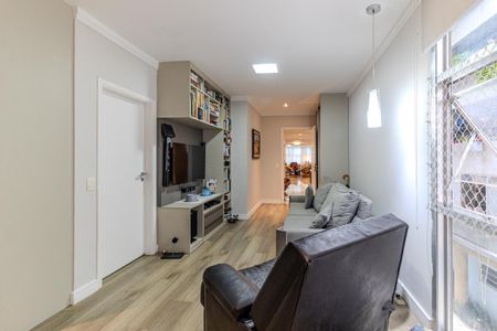 Apartamento à venda com 284m², 3 quartos e 2 vagas Apartamento à venda com 284m², 3 quartos e 2 vagasSala de TV