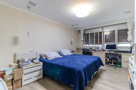 Apartamento à venda com 284m², 3 quartos e 2 vagas Apartamento à venda com 284m², 3 quartos e 2 vagasSuíte 1
