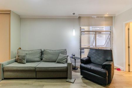 Apartamento à venda com 284m², 3 quartos e 2 vagas Apartamento à venda com 284m², 3 quartos e 2 vagasSala de TV