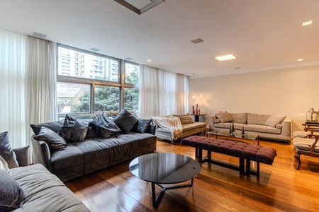Apartamento à venda com 284m², 3 quartos e 2 vagas Apartamento à venda com 284m², 3 quartos e 2 vagasSala