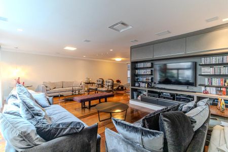 Apartamento à venda com 284m², 3 quartos e 2 vagas Apartamento à venda com 284m², 3 quartos e 2 vagasSala