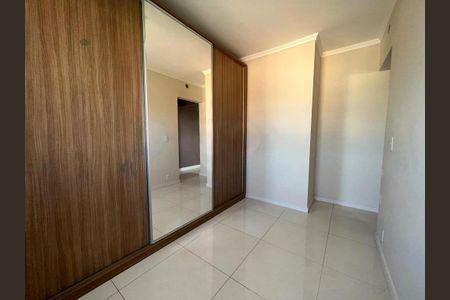 Apartamento à venda com 58m², 3 quartos e 1 vaga