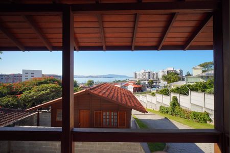 Casa para alugar com 100m², 2 quartos e 2 vagasVista do Quarto 1