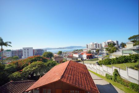 Casa para alugar com 100m², 2 quartos e 2 vagasVista do Quarto 2