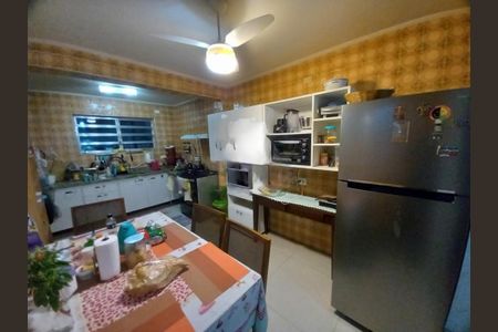 Casa à venda com 4 quartos, 150m² em Vila do Castelo, São Paulo