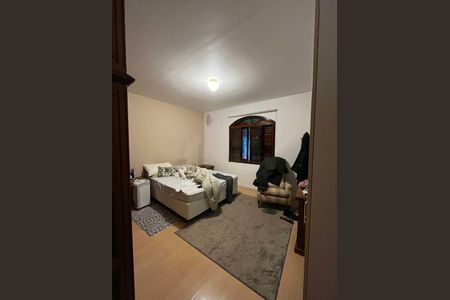 Casa à venda com 4 quartos, 150m² em Vila do Castelo, São Paulo