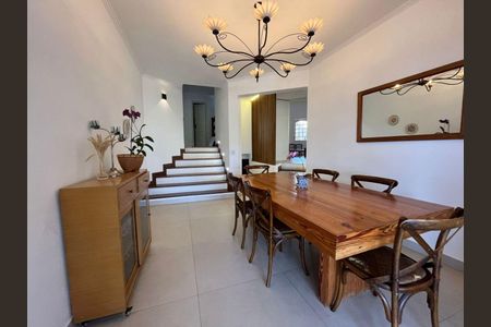 Casa à venda com 4 quartos, 572m² em Alphaville, Santana de Parnaíba