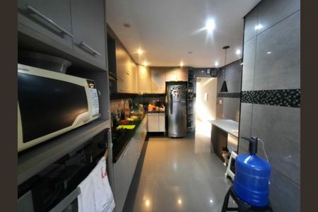 Casa à venda com 88m², 2 quartos e 1 vaga