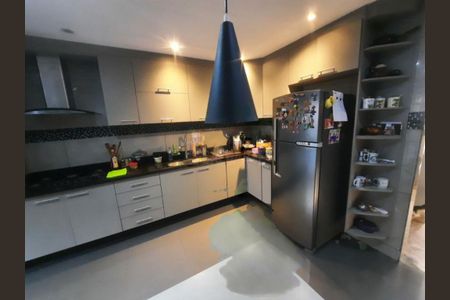 Casa à venda com 88m², 2 quartos e 1 vaga
