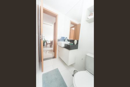 Apartamento à venda com 55m², 2 quartos e 2 vagas Apartamento à venda com 55m², 2 quartos e 2 vagasBanheiro Social