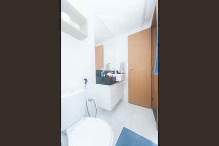 Apartamento à venda com 55m², 2 quartos e 2 vagas Apartamento à venda com 55m², 2 quartos e 2 vagasBanheiro suite