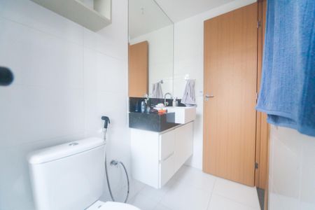 Apartamento à venda com 55m², 2 quartos e 2 vagas Apartamento à venda com 55m², 2 quartos e 2 vagasBanheiro suite