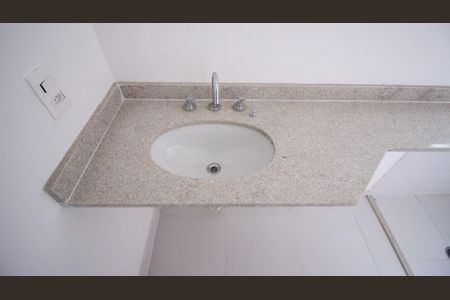 Apartamento à venda com 256m², 3 quartos e 2 vagasBanheiro da Suíte 2