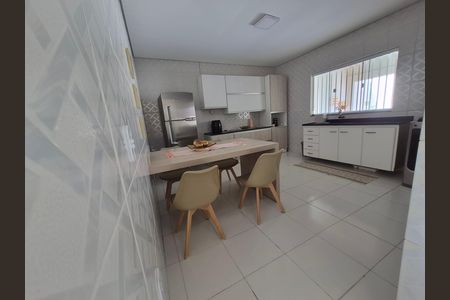 Casa para alugar com 2 quartos, 260m² em Parque Residencial Vila União, Campinas