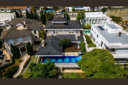 Casa à venda com 796m², 5 quartos e 6 vagas