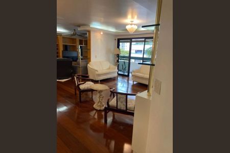 Apartamento à venda com 155m², 4 quartos e 2 vagas