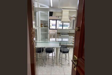 Apartamento à venda com 155m², 4 quartos e 2 vagas