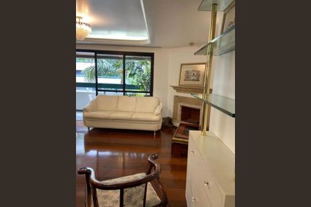 Apartamento à venda com 155m², 4 quartos e 2 vagas