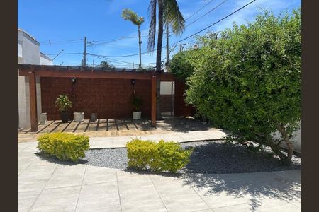 Casa para alugar com 525m², 3 quartos e 8 vagas
