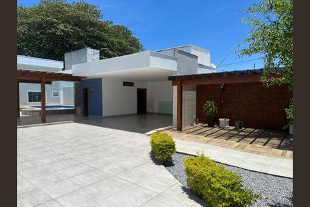 Casa para alugar com 525m², 3 quartos e 8 vagas