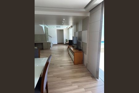 Casa para alugar com 525m², 3 quartos e 8 vagas