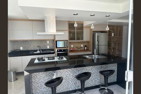 Casa para alugar com 525m², 3 quartos e 8 vagas