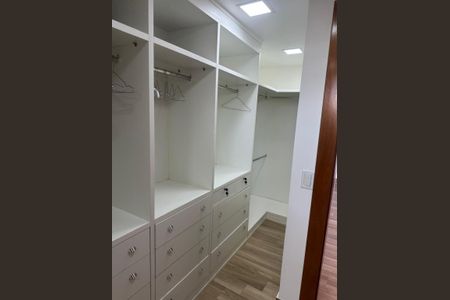 Casa para alugar com 525m², 3 quartos e 8 vagas