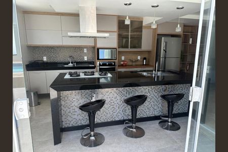Casa para alugar com 525m², 3 quartos e 8 vagas