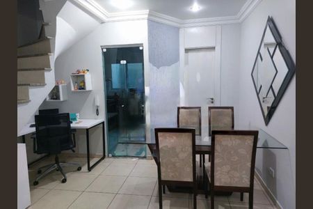 Casa à venda com 2 quartos, 70m² em Vila Marari, São Paulo
