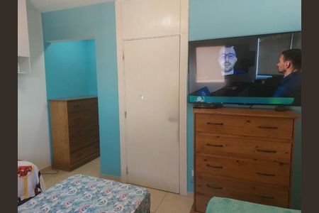 Casa à venda com 2 quartos, 70m² em Vila Marari, São Paulo