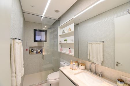 Apartamento à venda com 120m², 2 quartos e 2 vagasBanheiro da Suíte