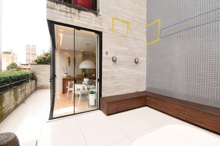 Apartamento à venda com 120m², 2 quartos e 2 vagasGarden