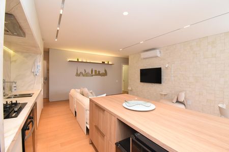 Apartamento à venda com 120m², 2 quartos e 2 vagasCozinha