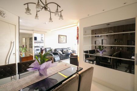 Apartamento à venda com 92m², 3 quartos e 2 vagas Apartamento à venda com 92m², 3 quartos e 2 vagasSala