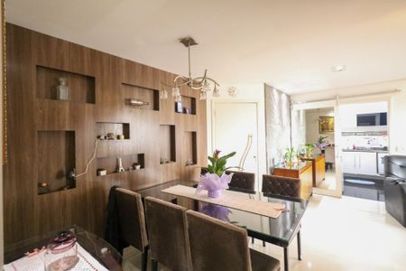 Apartamento à venda com 92m², 3 quartos e 2 vagas Apartamento à venda com 92m², 3 quartos e 2 vagasSala