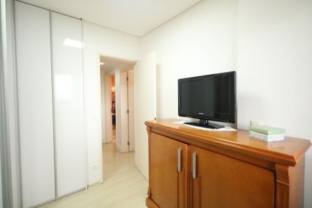 Apartamento à venda com 92m², 3 quartos e 2 vagas Apartamento à venda com 92m², 3 quartos e 2 vagasQuarto 2