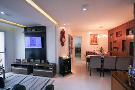 Apartamento à venda com 92m², 3 quartos e 2 vagas Apartamento à venda com 92m², 3 quartos e 2 vagasSala