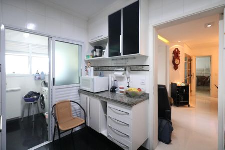 Apartamento à venda com 92m², 3 quartos e 2 vagas Apartamento à venda com 92m², 3 quartos e 2 vagasCozinha