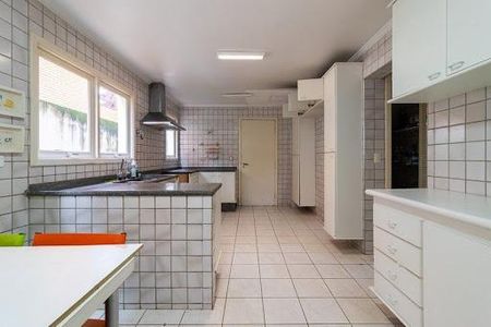 Casa à venda com 400m², 4 quartos e 4 vagas