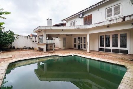 Casa à venda com 400m², 4 quartos e 4 vagas