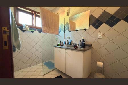 Casa à venda com 36m², 4 quartos e 4 vagas