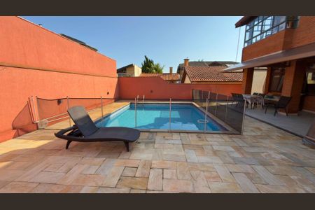Casa à venda com 36m², 4 quartos e 4 vagas