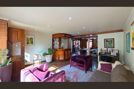 Casa à venda com 4 quartos, 36m² em Alphaville, Santana de Parnaíba