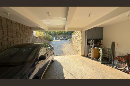 Casa à venda com 36m², 4 quartos e 4 vagas