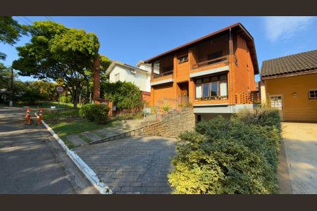 Casa à venda com 36m², 4 quartos e 4 vagas