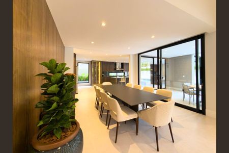 Casa à venda com 4 quartos, 753m² em Alphaville, Santana de Parnaíba